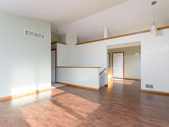 5th image of 4708 Sweet Cherry Ln