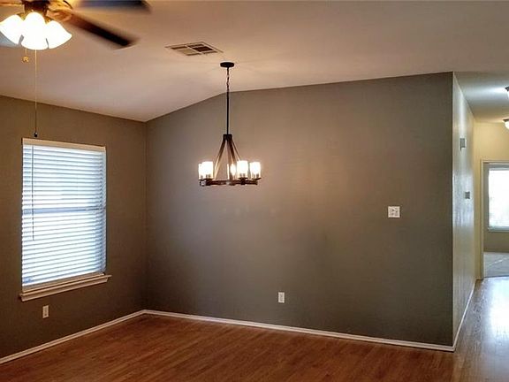 5th image of 3320 Bardolino Ln