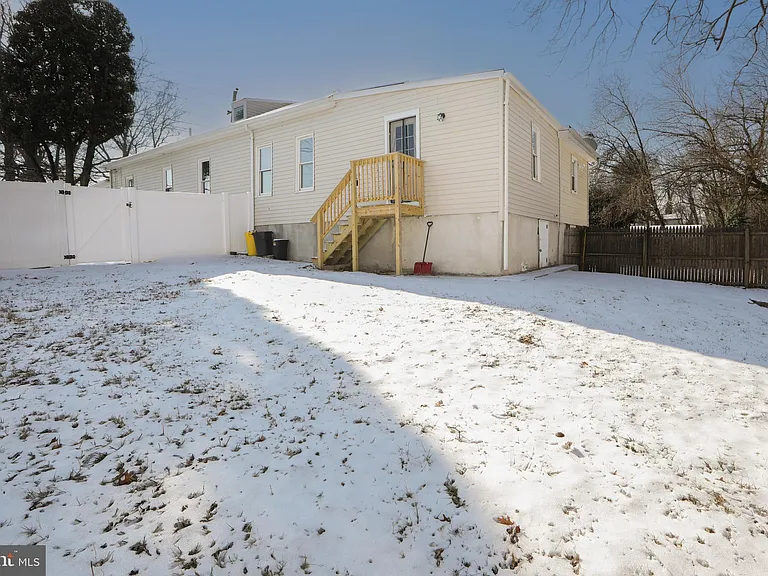 117 W Nicholson Rd — Photo 32