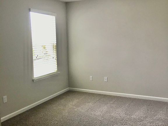 2nd image of 301 Richmond Dr