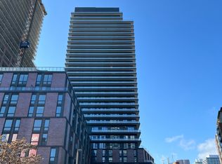 35 Parliament St #602, Toronto, ON M5A4R2