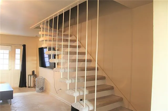 301 Seattle St #6 — Photo 11