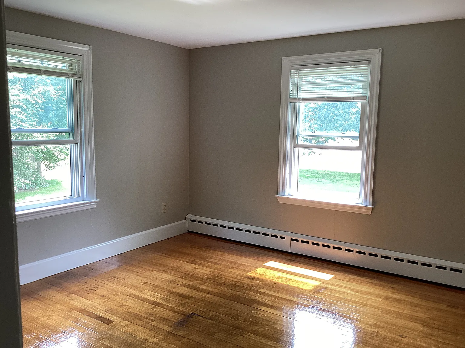 4 bed, $2,895 — Photo 3