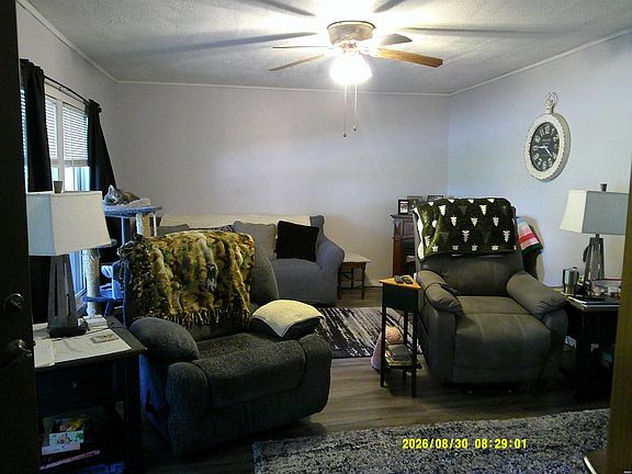 2nd image of 318 W Moffatt St