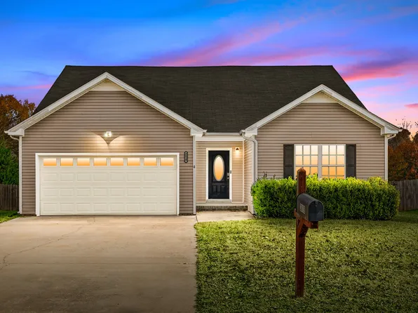 3819 Maliki Dr, Clarksville, TN 37042