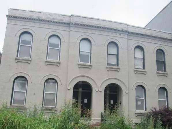 3209 Morganford Rd, Saint Louis, MO 63116