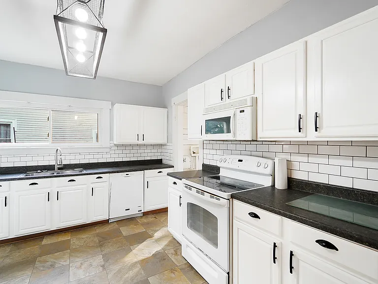 321 S Short St — Photo 8