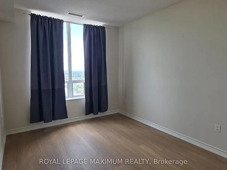 55 Strathaven Dr #2103 — Photo 7