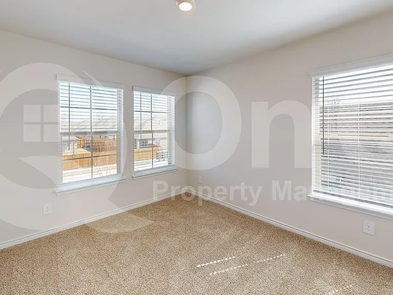 2014 Lostwood Dr — Photo 10