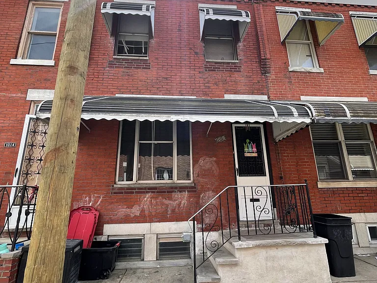 1016 Tree St — Photo 1