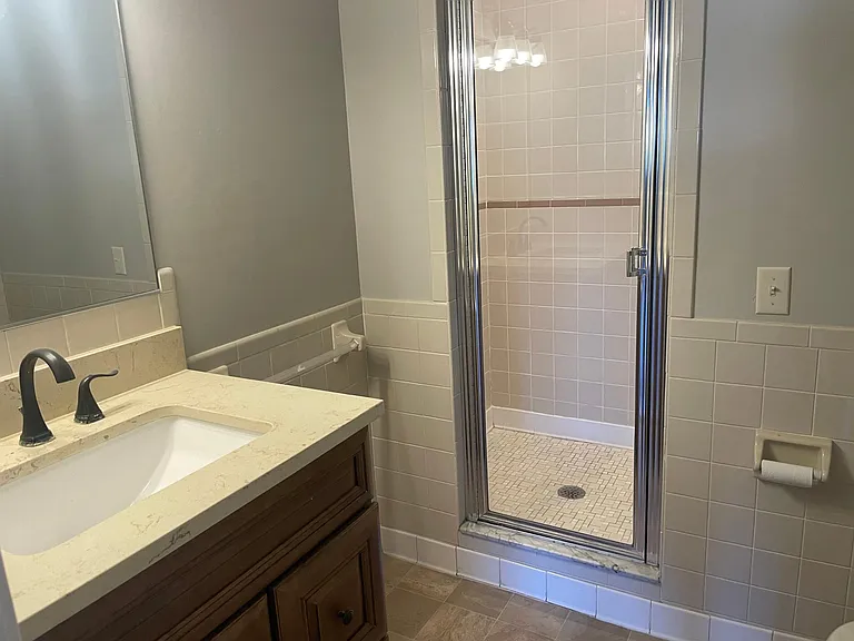 40 Sachem Dr #206 — Photo 26