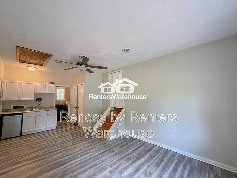 5736 Avalon Woods Dr — Photo 15
