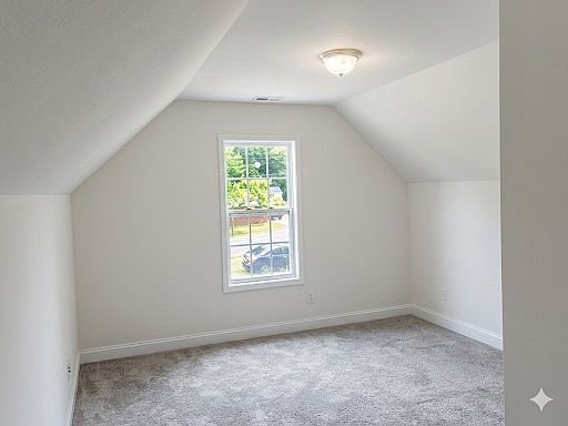 3rd image of 6364 Cumberland Dr