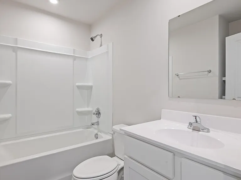 1607 Mountain Ash Ln — Photo 23