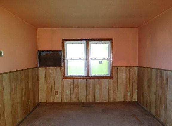 5th image of 5526 Lathrop Ave