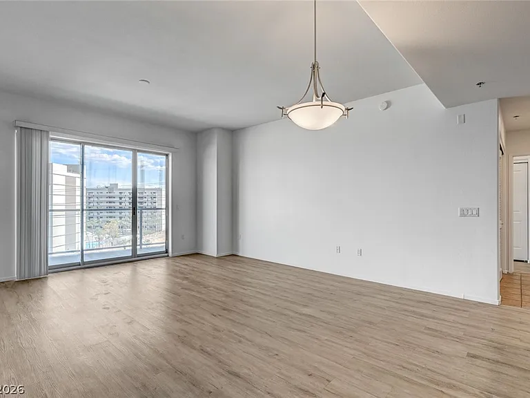 8255 Las Vegas Blvd S #715 — Photo 13