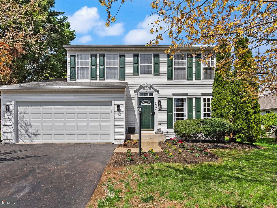 1st image of 14904 Greenhill Crossing Dr