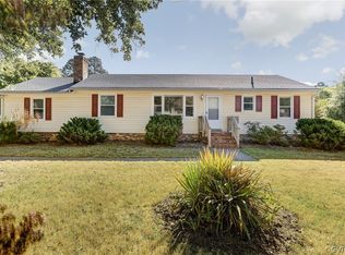 211 Perth Ln, Sandston, VA 23150