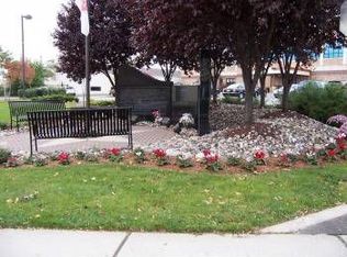310 Clarendon St, Secaucus, NJ 07094