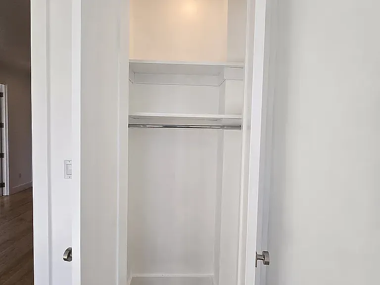 127 Troutman St #2B — Photo 8