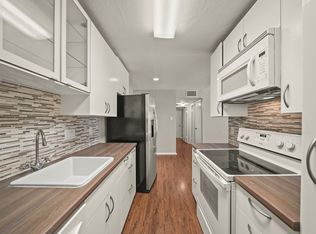2110 Wilcrest Dr APT 137, Houston, TX 77042