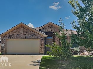 9100 Zubia Ln, Fort Worth, TX 76131