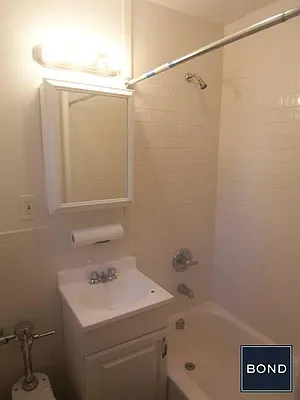 Rented by Bond New York | media 8