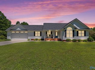 98 Raulston Ln, Grant, AL 35747