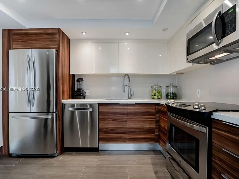 100 Bayview Dr #1622 — Photo 8