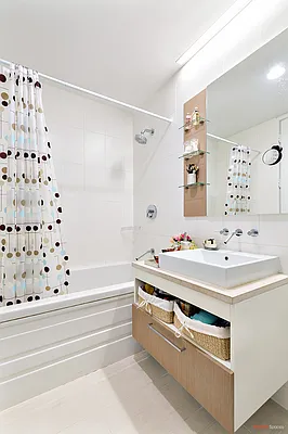 Rented by Modern Spaces | media 9