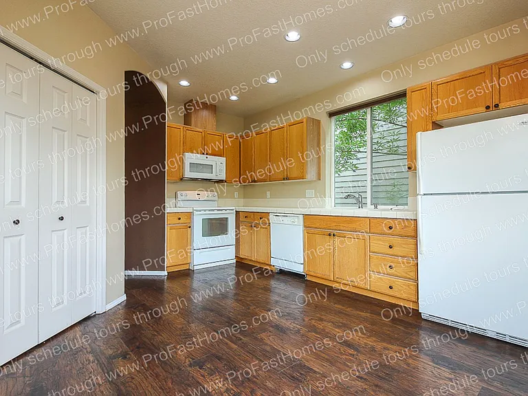 20703 SW Rosemount St — Photo 8