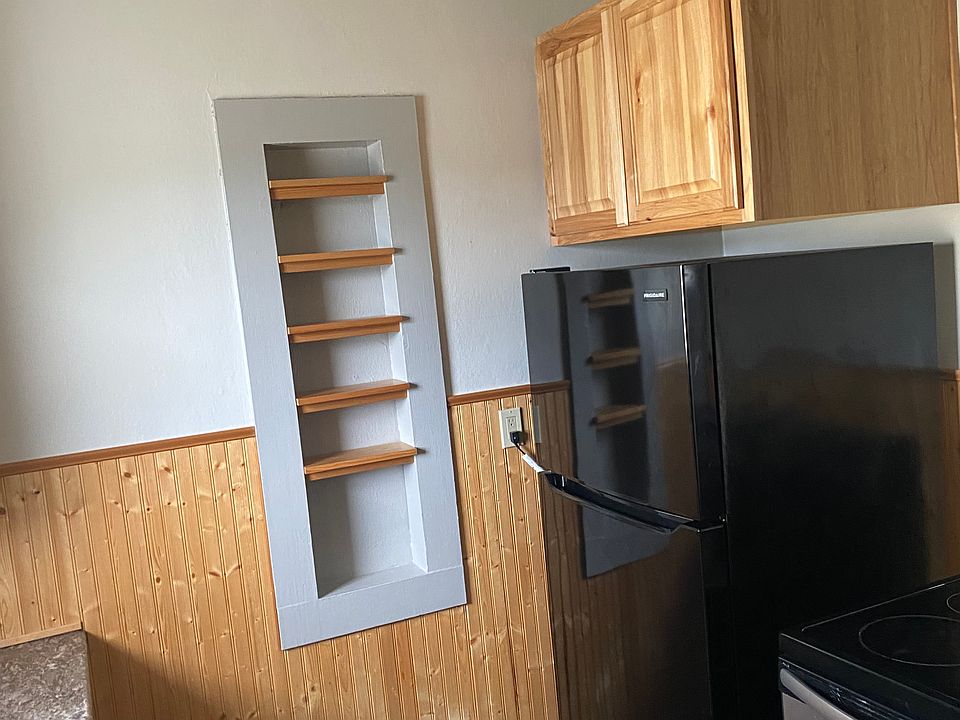 1st image of 760 Elrod Ave APT 4