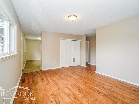 4th image of 3805 E Deshler Ave