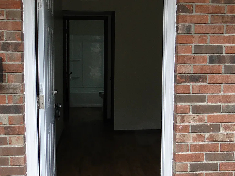 431 N Old Saint Louis Rd #431 — Photo 3
