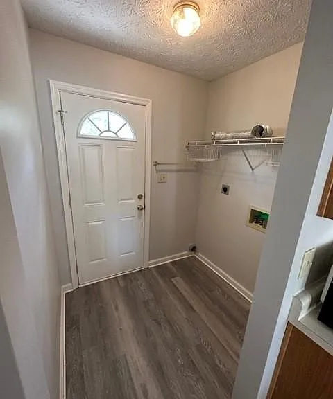 724 Pioneer Ln — Photo 8