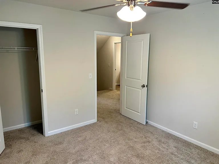 1071 Crescent Moon Loop — Photo 28