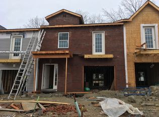 3 Gregg Ct, Newton, NJ 07860