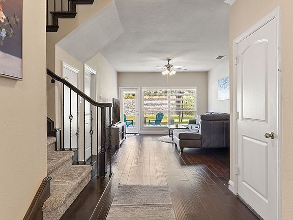 4th image of 2029 Pontchartrain Dr