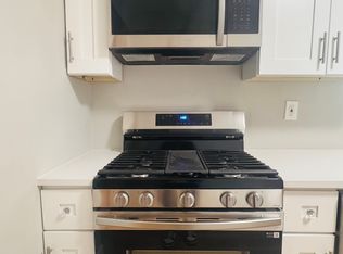 (Undisclosed Address), Jersey City, NJ 07304