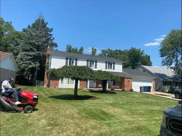 23484 Meadow Park, Redford, MI 48239