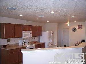 3rd image of 1518 Prairie Rock