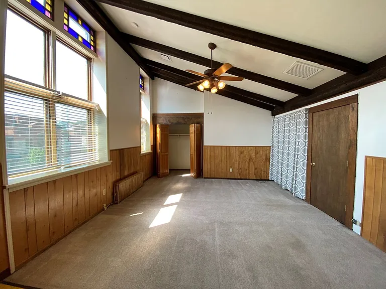 928 Lincoln Ave — Photo 2