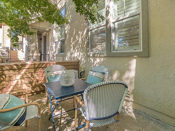 2nd image of 36 Apricot Court