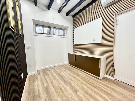 5th image of 185 Norman Ave #1F