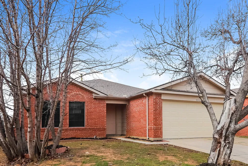 3 bed, 2.0 bath, 1515 sqft, $2,880 — Photo 3