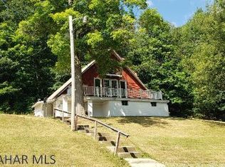 2087 Polecat Rd, East Freedom, PA 16637