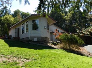 715 Sleepy Hollow Loop, Grants Pass, OR 97527