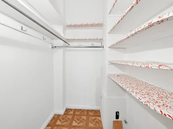 41 West 82nd Street image 14 of 16