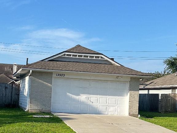 5th image of 13923 Clear Forest Dr