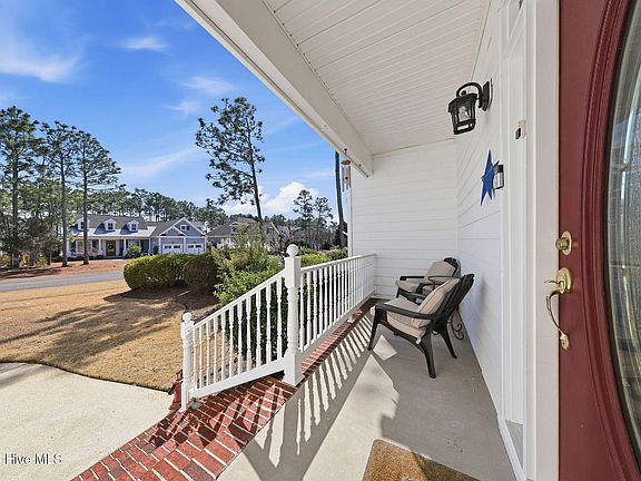 5th image of 3212 Wexford Way